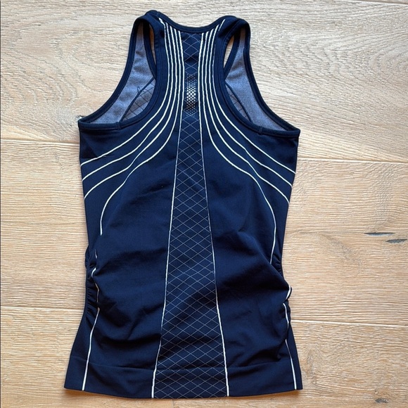 Athleta Navy Geometric Tank Top - Picture 4 of 4